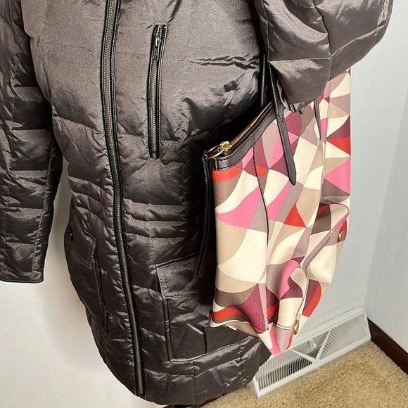 Fossil Geometric Patterned Plastic Coated Tote Bag. MCB4528C - Picture 4 of 16